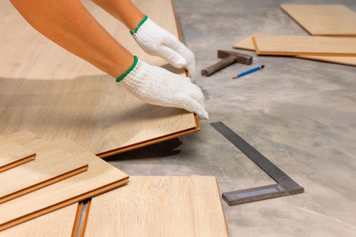 Placas de yeso laminado sostenibles con fibras naturales